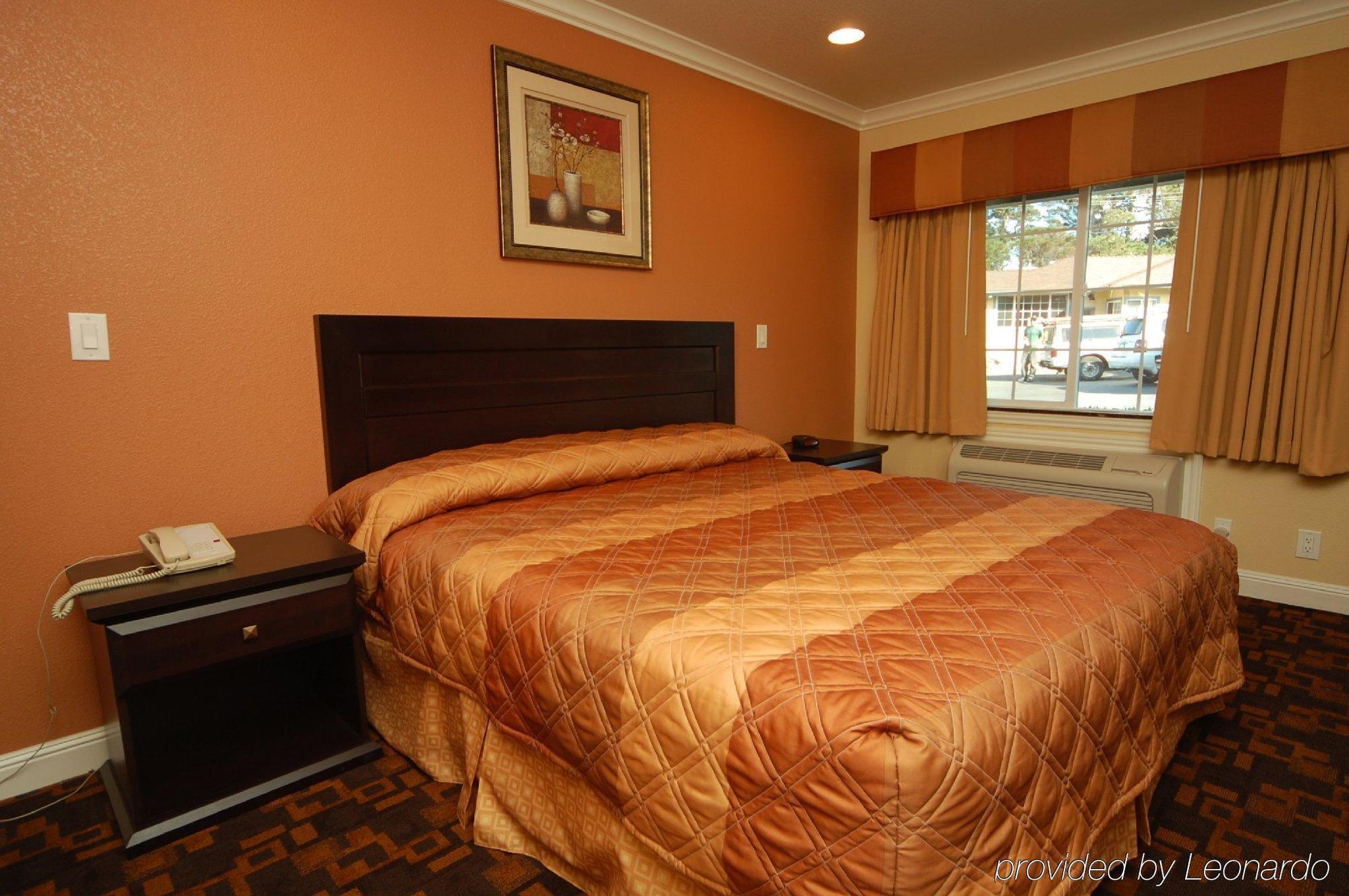 Monterey Surf Inn Oda fotoğraf